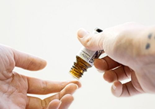 Phát hiện và định lượng một số chất bảo quản nhóm Paraben, nhóm Methylisothiazolinon (MCT và MIT) bị cấm hoặc có giới hạn sử dụng trong mỹ phẩm bằng phương pháp HPLC”